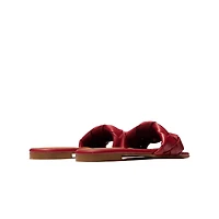 Ioanna Red