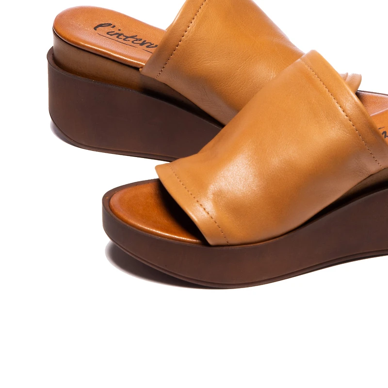 Ophelia Tan Leather