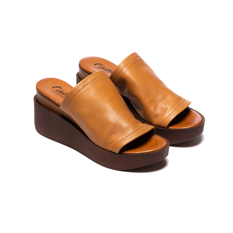 Ophelia Tan Leather