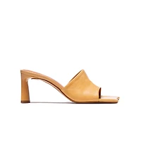 Singer Nude Leather