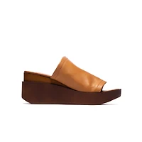 Ophelia Tan Leather