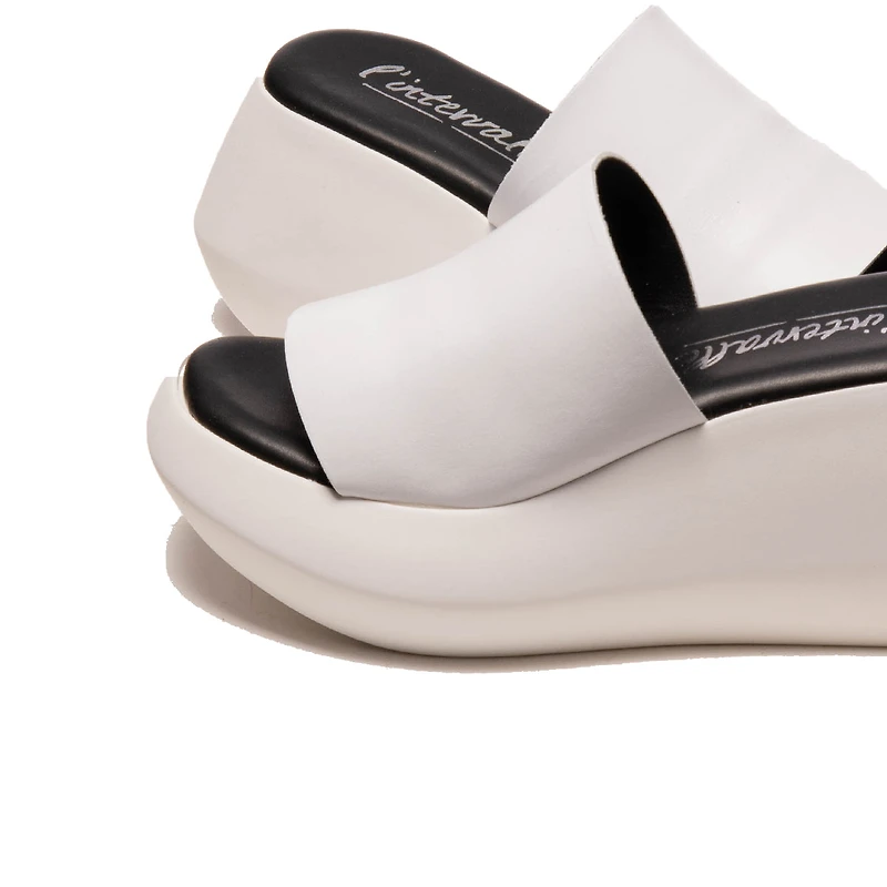 Dayo White Leather