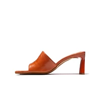 Singer Tan Leather