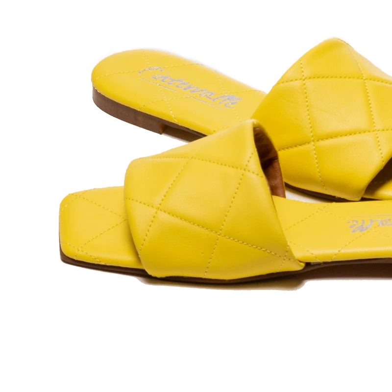 Bara Yellow Leather