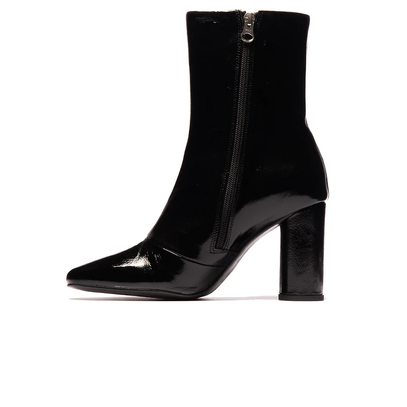 Hobart Black Leather