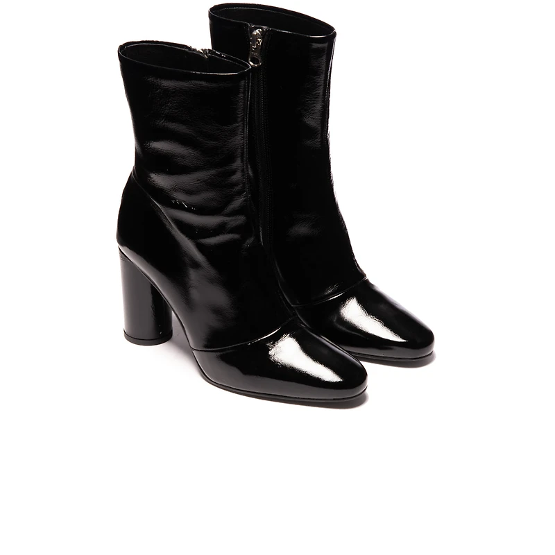 Hobart Black Leather