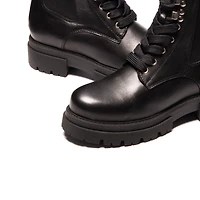 Jarry Black Leather