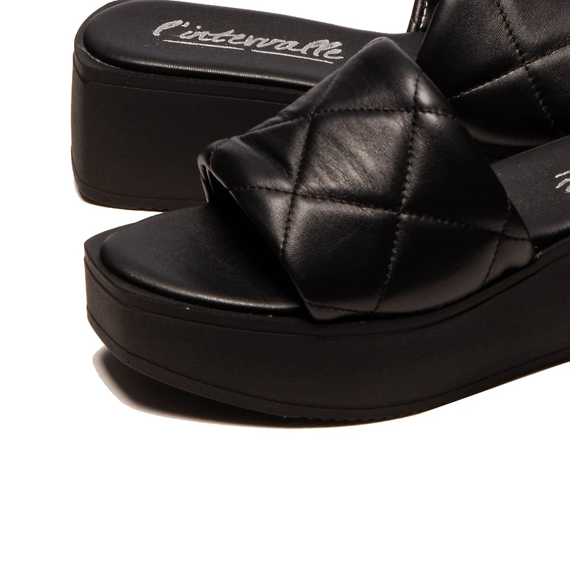 Sicilia Black Leather
