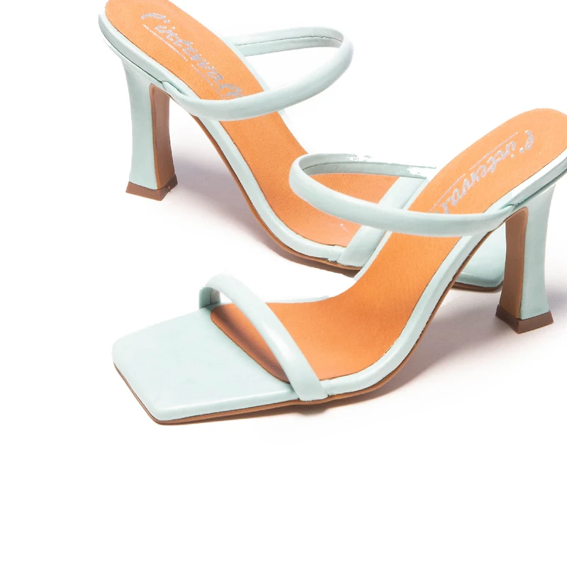 Amaretto Light Blue Leather