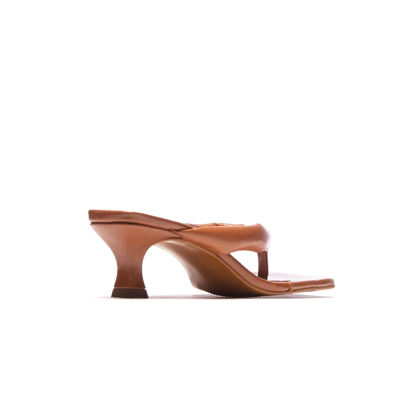 Spritz Tan Leather