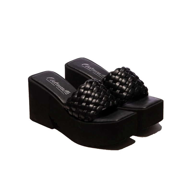 Miri Black Braid