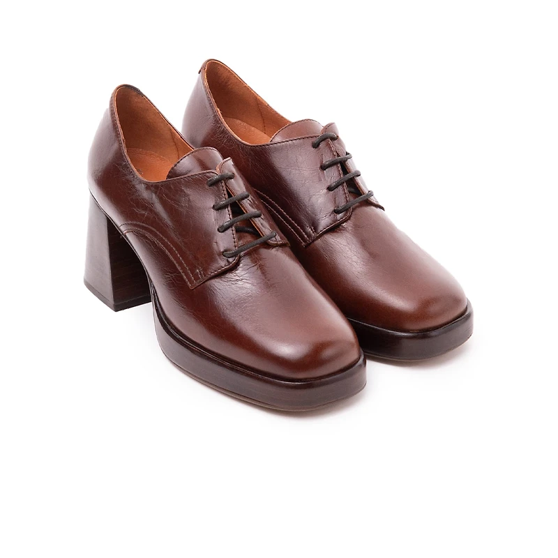 Sevres Chestnut Leather