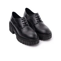 Willington Black Leather