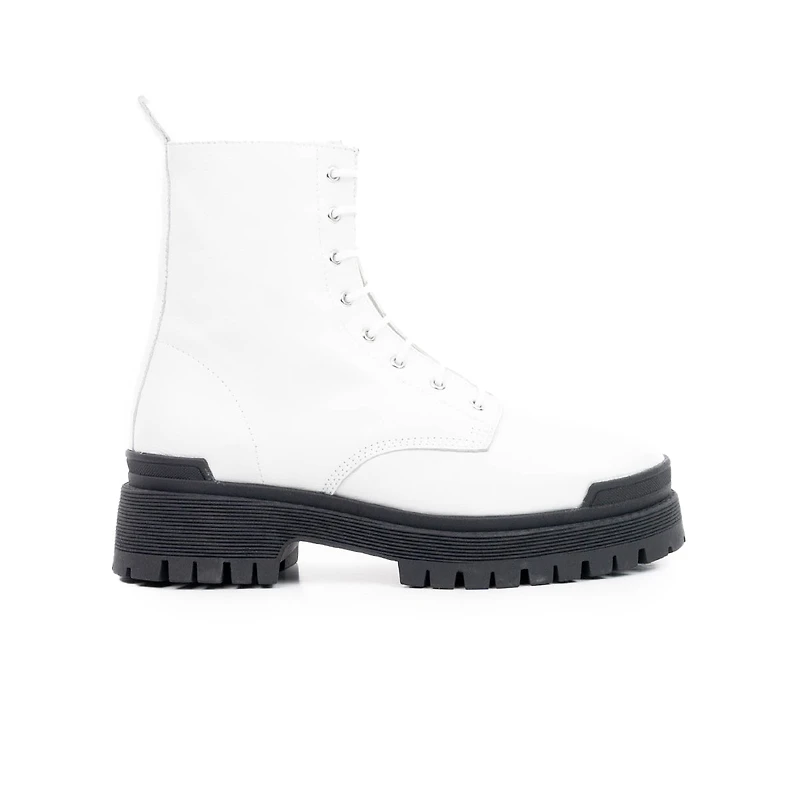 Langport White Leather/ Sole