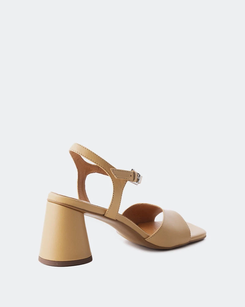 Kalona Camel Leather