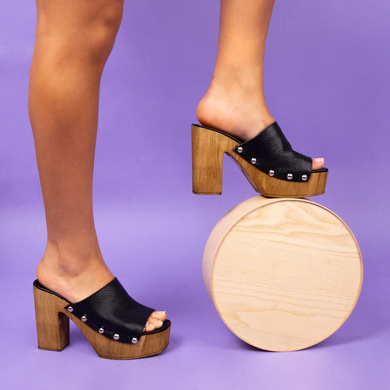 Selma Black Leather