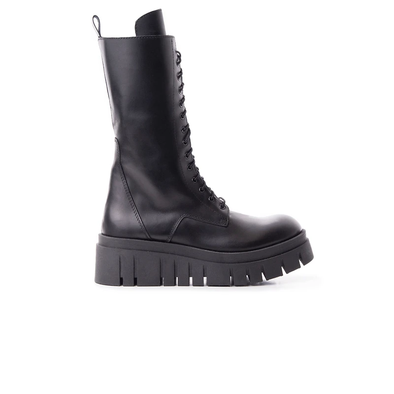 Wonju Black Leather