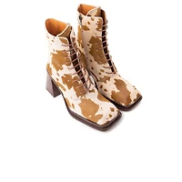 Dusseldorf Brown Cow Pony