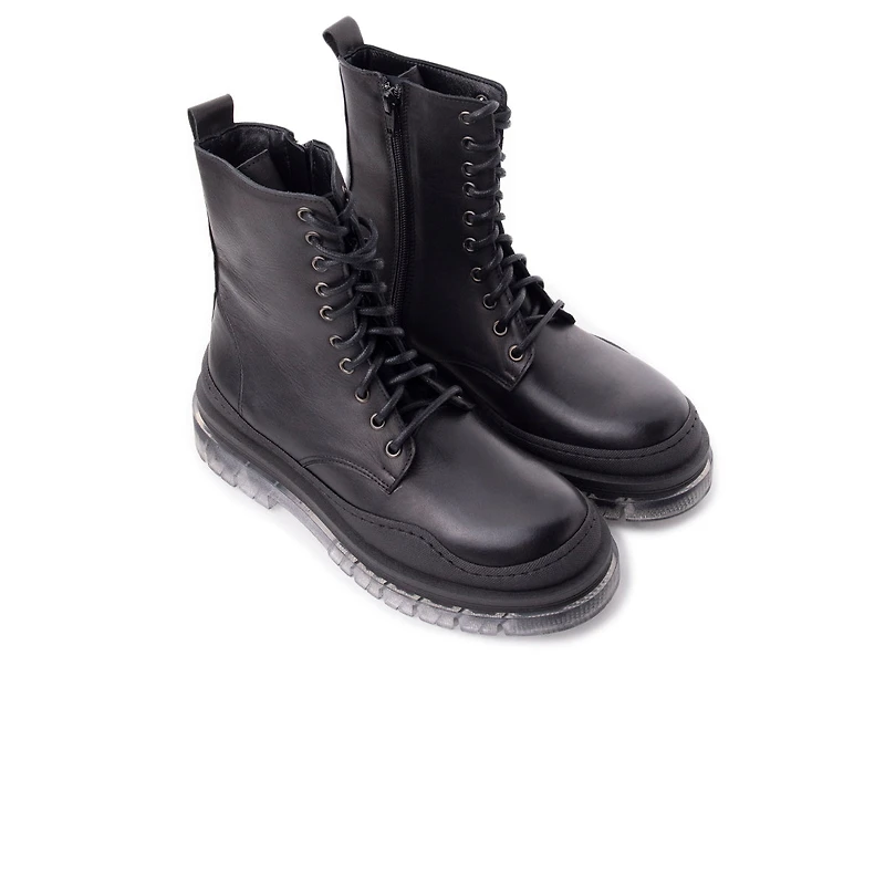 Nagasaki Black Leather/Black Sole