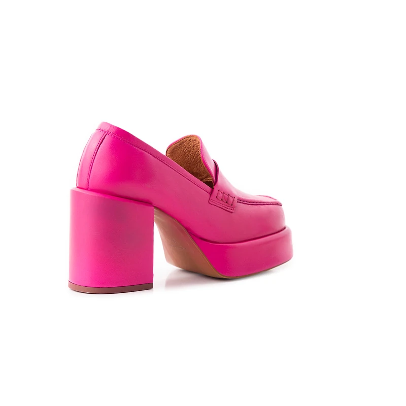 Soria Fuschia Leather