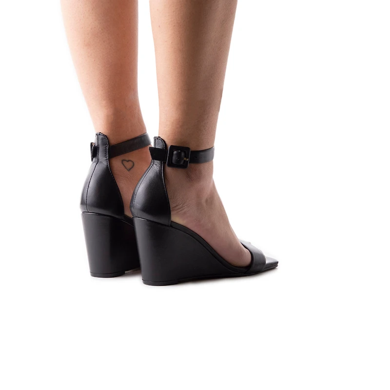 Otago Black Leather