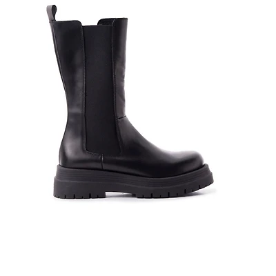 Yatomi Black Leather