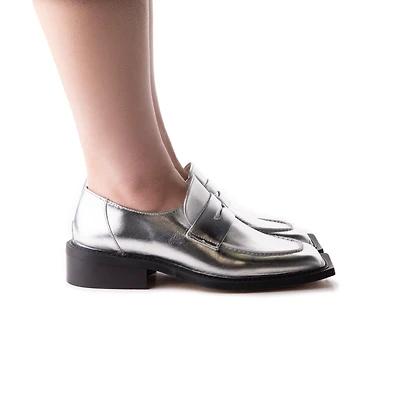Malaya Silver Leather