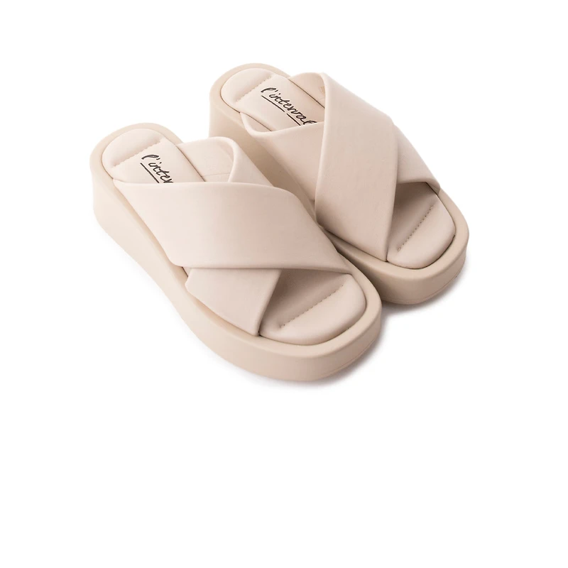 Chou Beige Leather