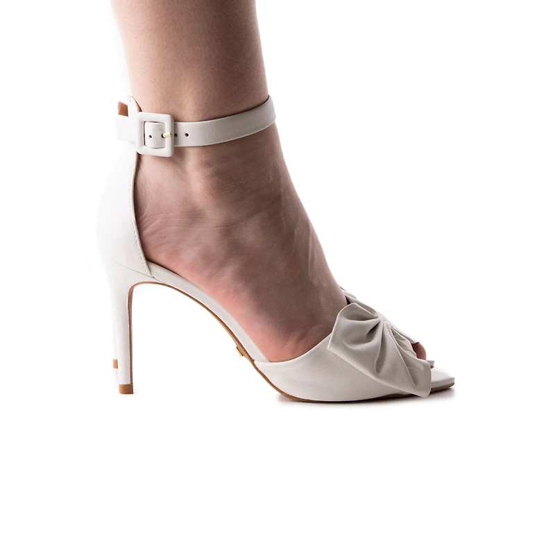 Dominicana White Leather