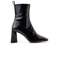 Mannedorf Black Leather