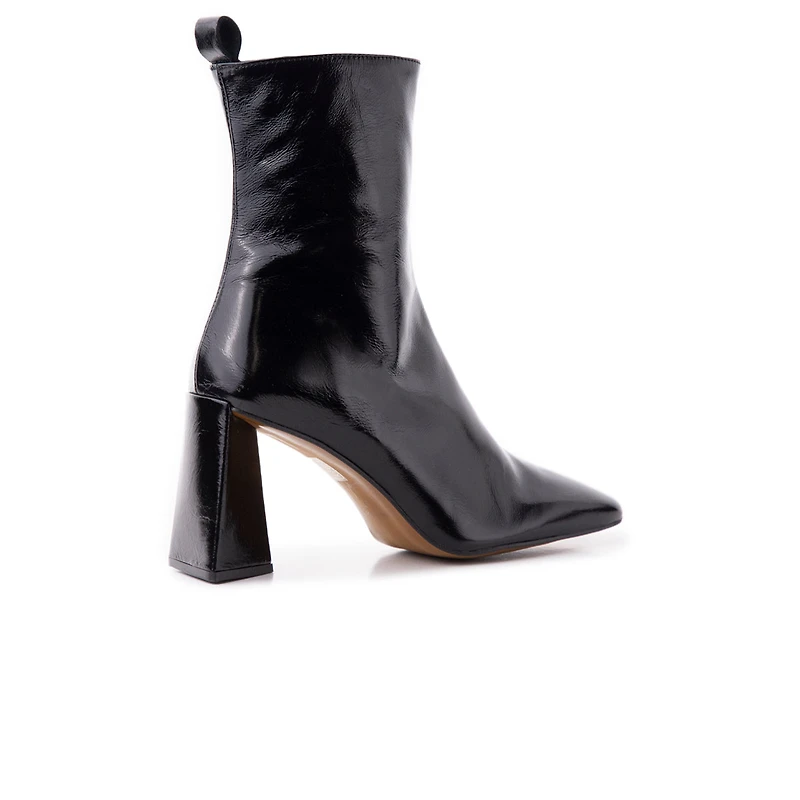 Mannedorf Black Leather