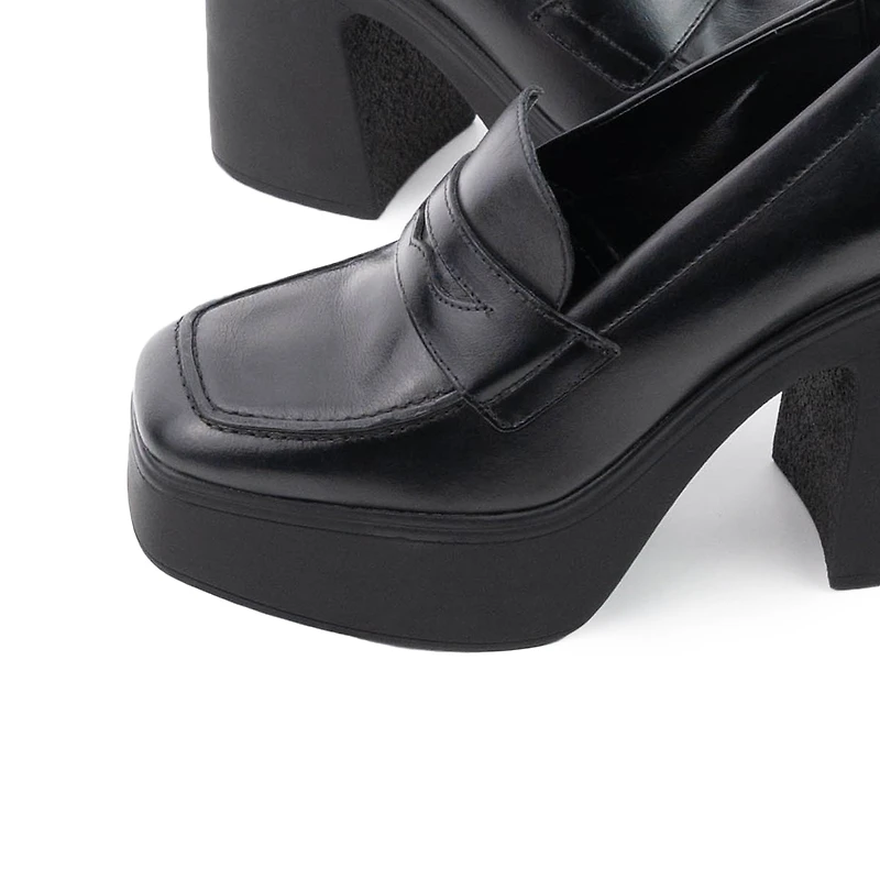 Scopello Black Leather