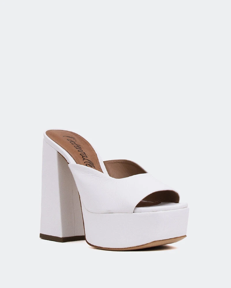 Asador, White Leather/Cuir Blanc