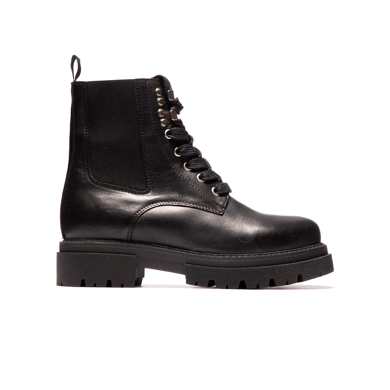 Jarry Black Leather