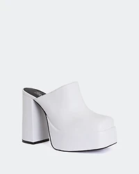 Drainy White Leather