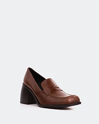 Elm Chestnut Leather