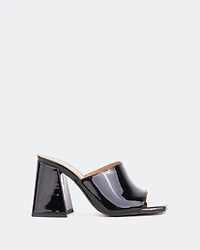 Herrera Black Patent/Verni Noir