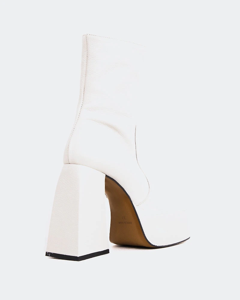 Hippie Off White Leather