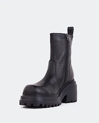 Ike Black Leather