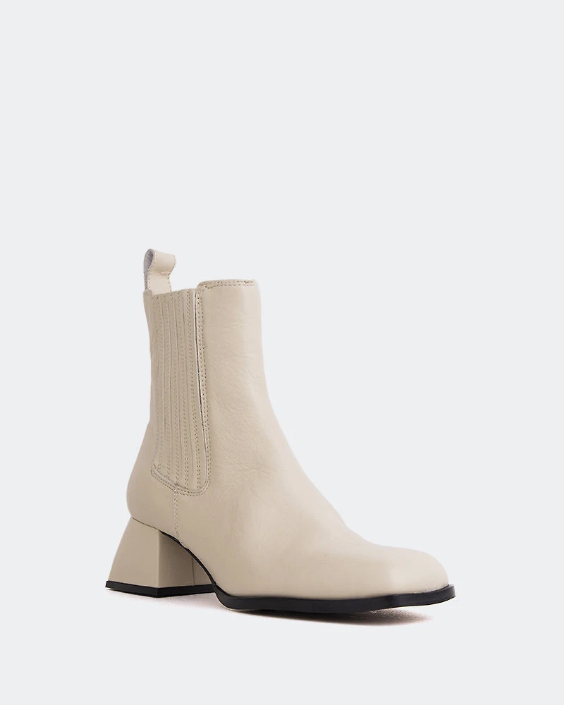 Kent Off White Leather