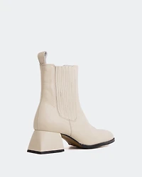 Kent Off White Leather