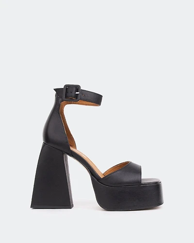 Moore Black Leather