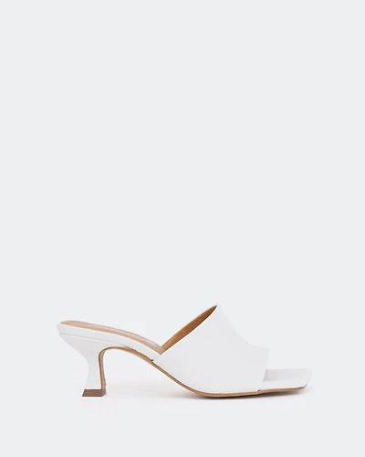 Neptune White Leather/Cuir Blanc