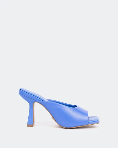 Noella, Blue Leather/Cuir Bleu