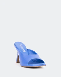 Noella, Blue Leather/Cuir Bleu