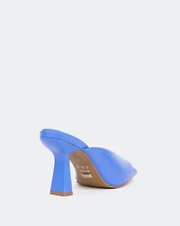 Noella, Blue Leather/Cuir Bleu