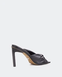 Paqueta, Black Leather/Cuir Noir