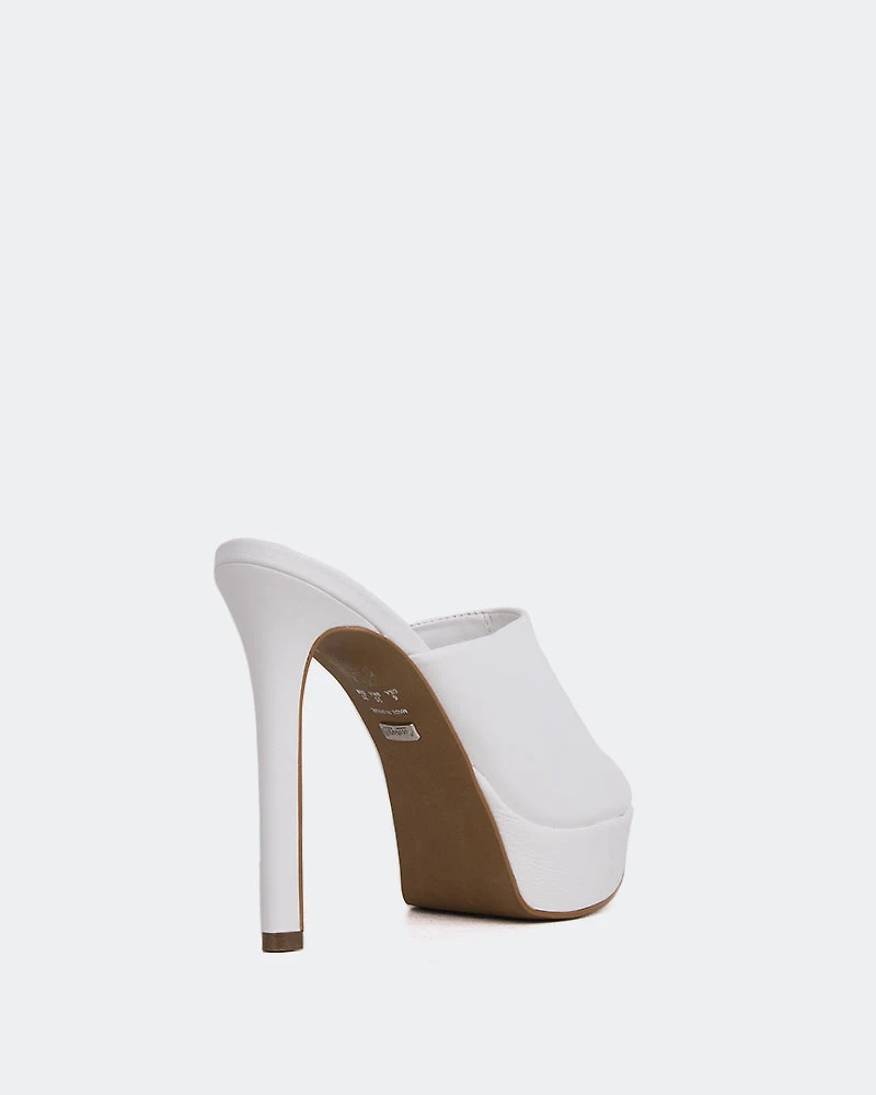 Paraga White Leather