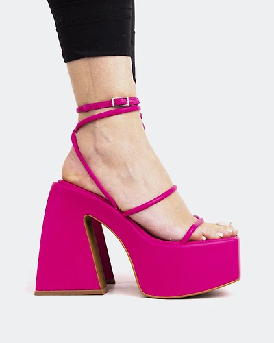 Pasaji Fuchsia Leather