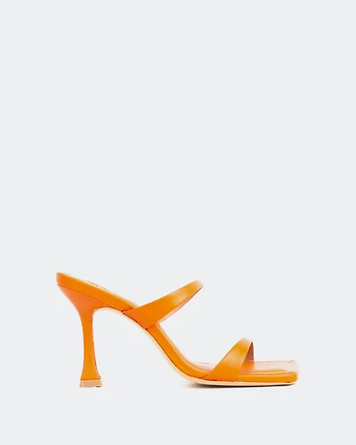 Pyramid Peach Leather